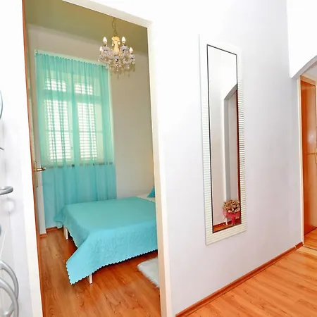 Apartment Miranda *